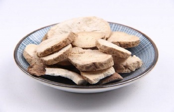  100% Organic Radix polygoni mulitiflori extract powder. (he shou wu)	